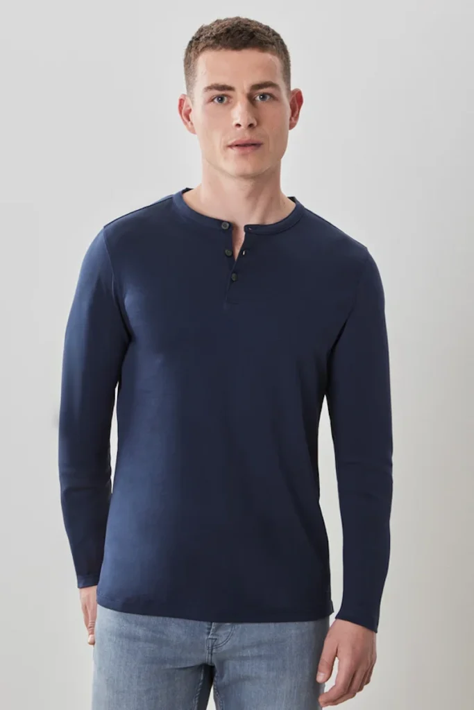 robert-barakett-long-sleeve-henley-image