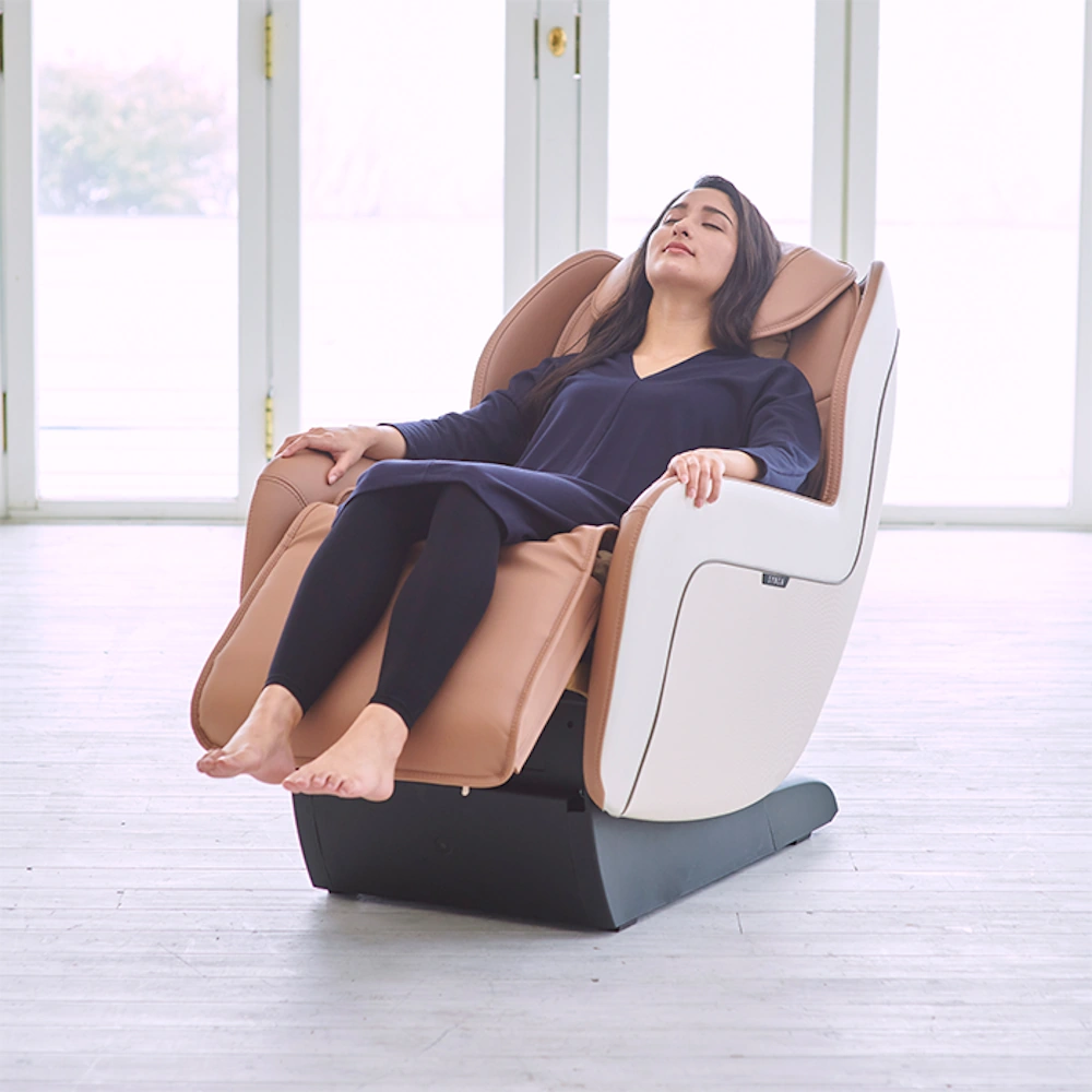 johnson-fitness-&-welness-synca-circ-massage-chair-image