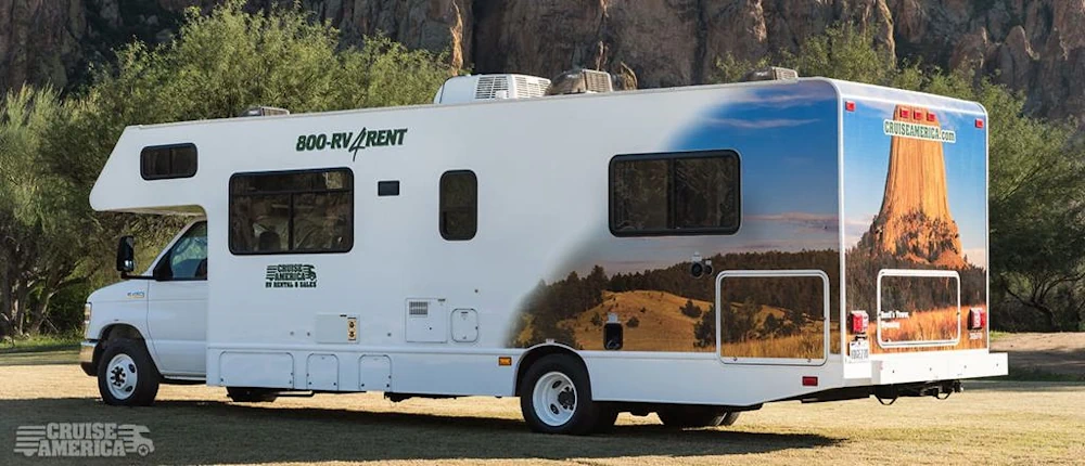 cruise-america-large-30-motorhome-image