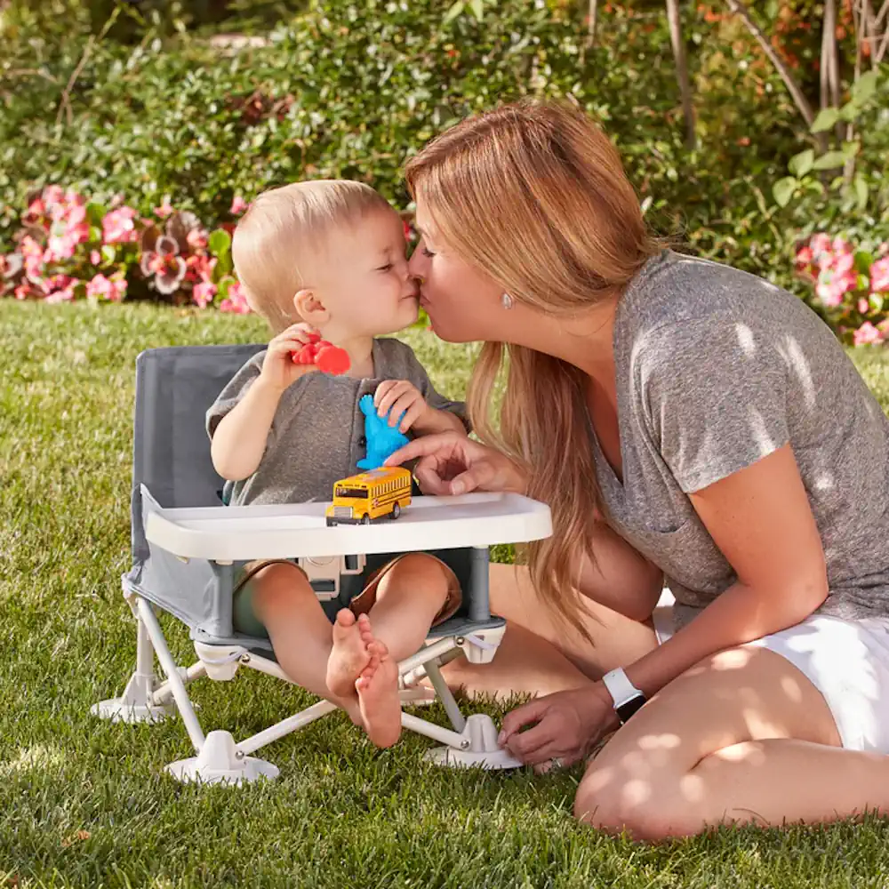 hiccapop-omniboost-travel-booster-seat-image