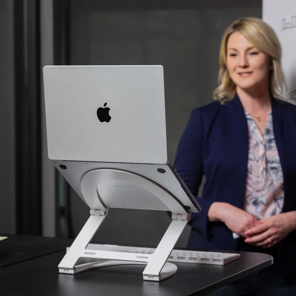 twelve-south-curve-flex-image