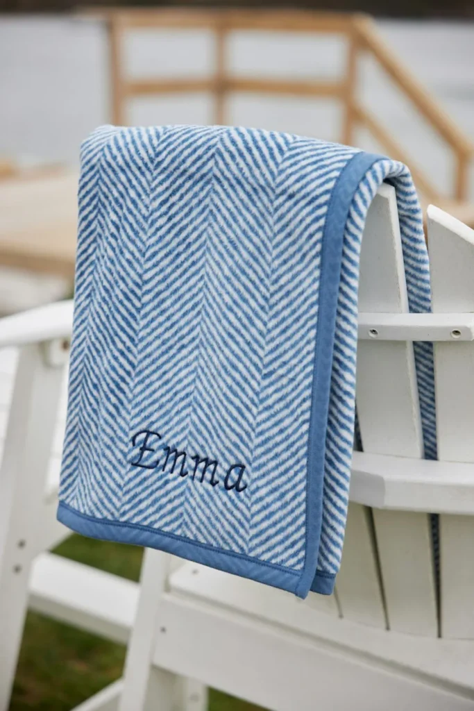 chappy-wrap-harborview-herringbone-light-blue-blanket-image