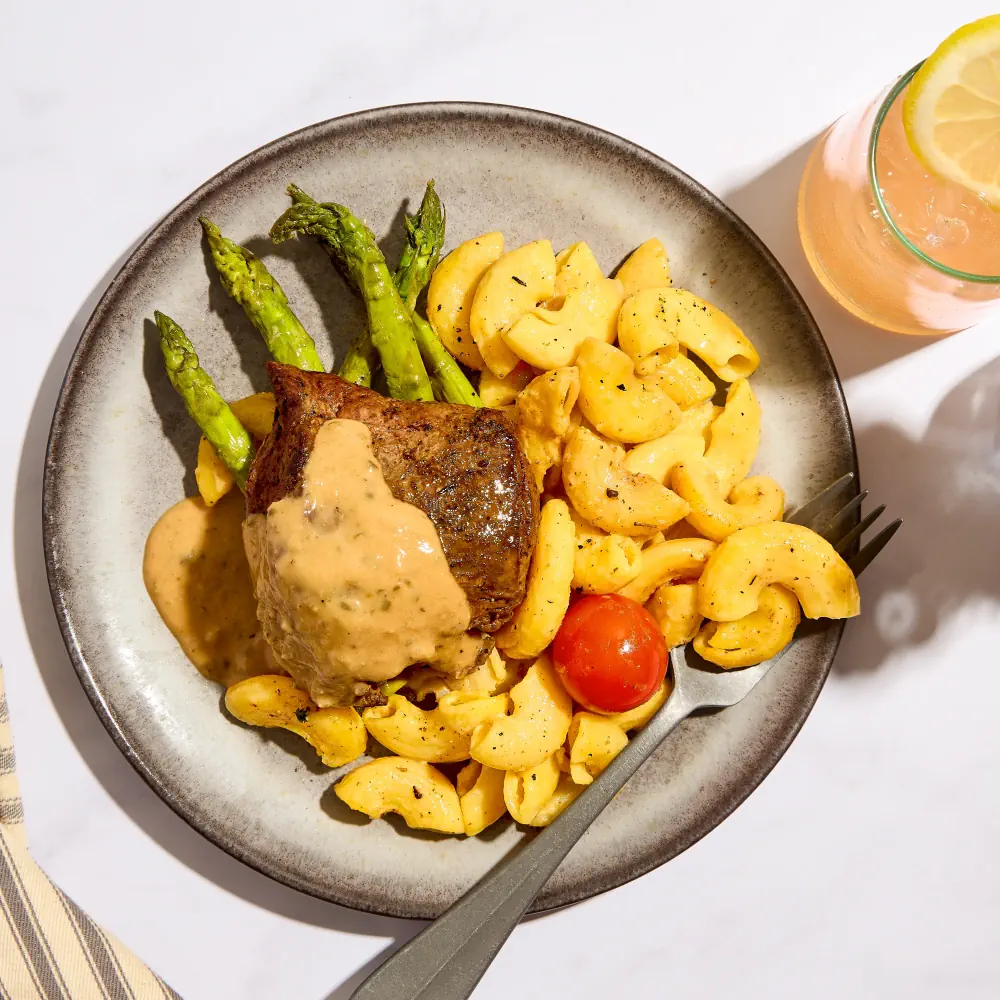 forkful-filet-mignon-with-truffle-mac-and-cheese-image