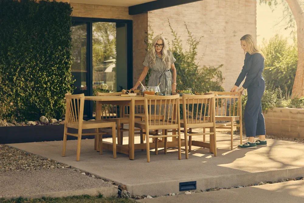 neighbor-felloe-dining-set-image