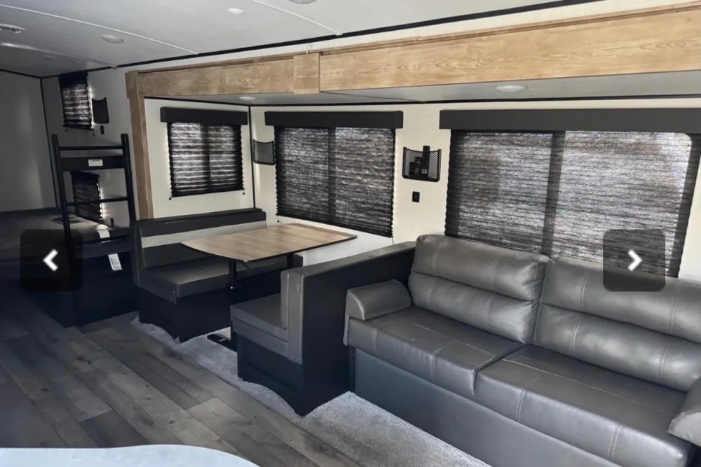 rvezy-travel-trailer-image