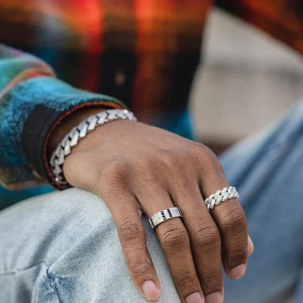 aporro-moissanite-cuban-link-ring-image