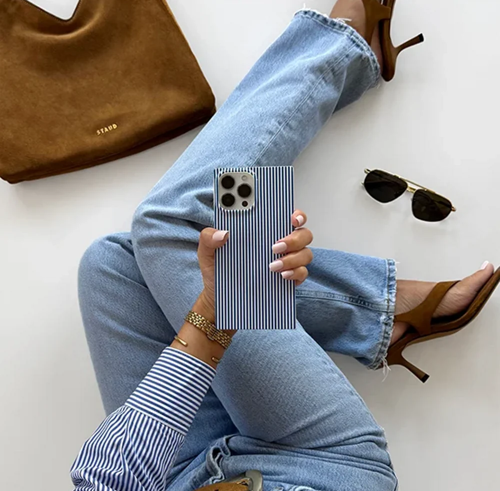 flaunt-square-blue-white-oxford-stripe-iphone-case-image